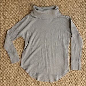 ANTHROPOLOGIE - MAEVE | Women’s Turtleneck Size Medium